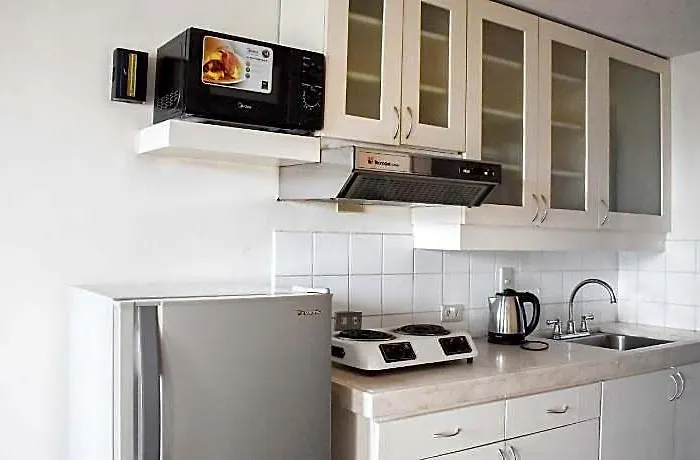 Hotel Sunette Tower Makati Center 2*